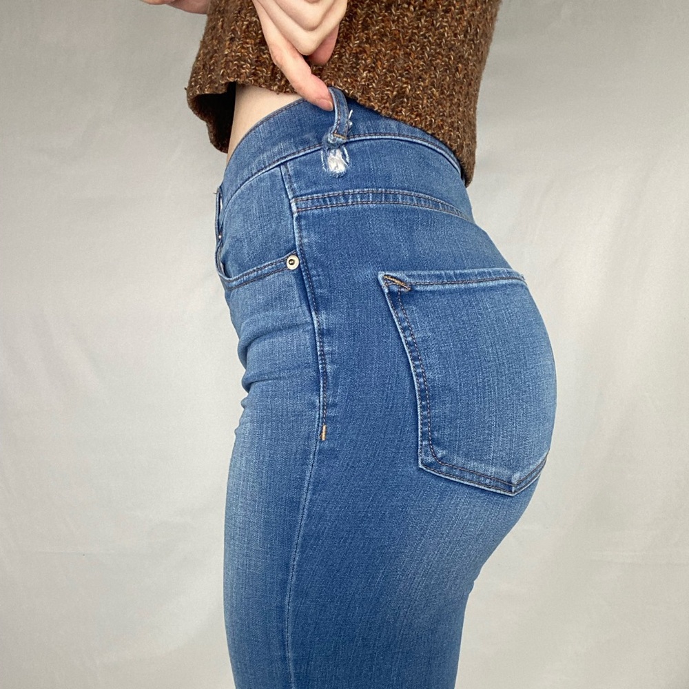 EXPRESS High Rise Skyscraper Stretchy Slim Bootcut Jeans Size 4 - Picture 2 of 9